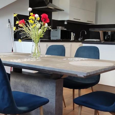 Ikon Apartman Hajduszoboszlo Luaran gambar