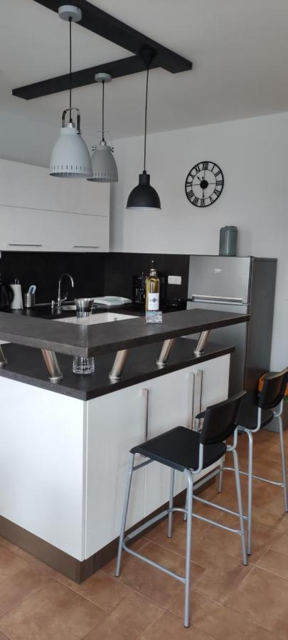 Ikon Apartman Hajduszoboszlo Luaran gambar